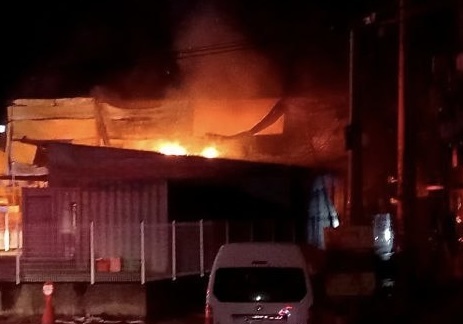 새벽 용인 식품 제조·가공업체서 불…1시간여 만에 완진