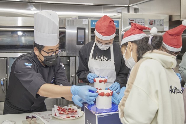 SPC그룹, 연말 맞이 발달장애인 근로자에 제과제빵 교육 기부