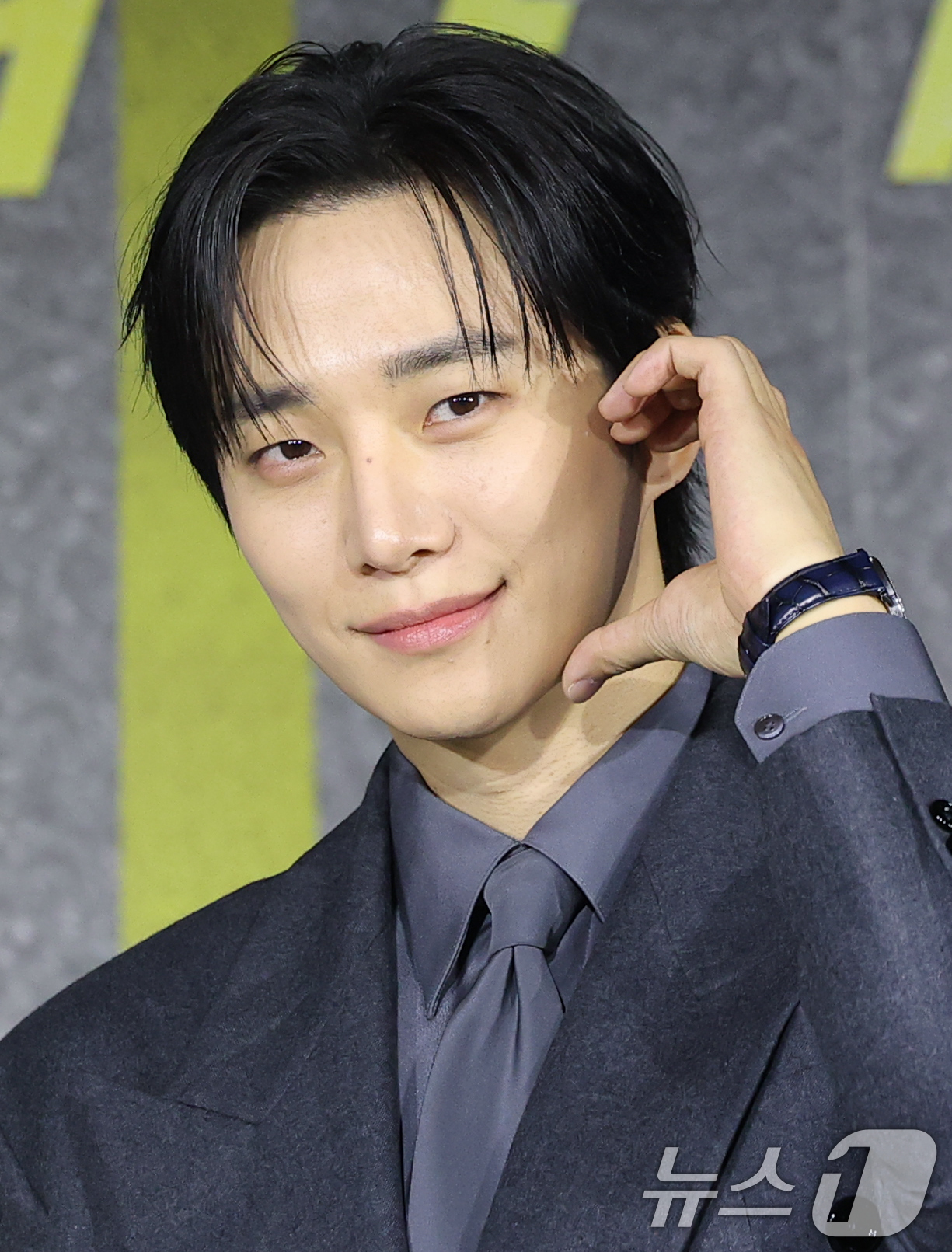 (서울=뉴스1) 권현진 기자 = 배우 이준호가 22일 서울 강남구 웨스틴 서울 파르나스에서 열린 넷플릭스 시리즈 '캐셔로' 제작발표회에 참석해 포즈를 취하고 있다.'캐셔로'는 결혼 …