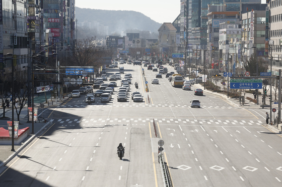 광주지하철 2호선 상부도로  개방된 상무지구