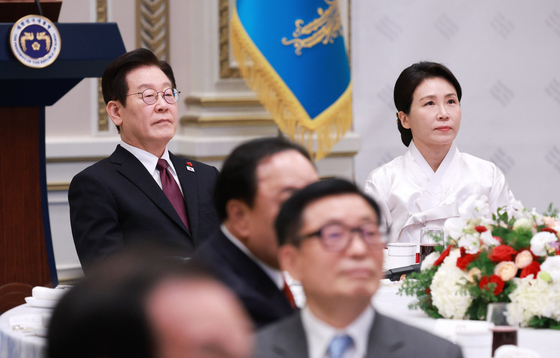 이재명 대통령·김혜경 여사, 대한노인회 초청 오찬 참석