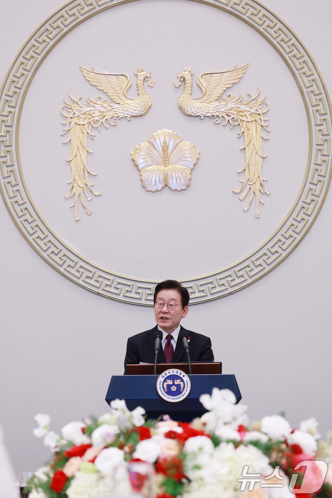 (서울=뉴스1) 허경 기자 = 이재명 대통령이 22일 청와대 영빈관에서 열린 대한노인회 초청 오찬에서 발언하고 있다. (대통령실통신사진기자단) 2025.12.22/뉴스1