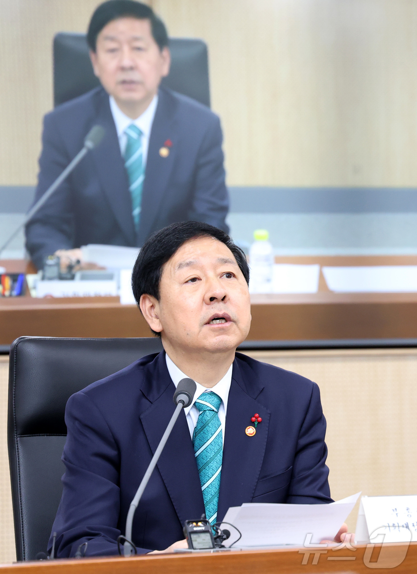 (세종=뉴스1) 김기남 기자 = 구윤철 부총리 겸 기획재정부 장관이 22일 세종시 정부세종청사에서 열린 제7차 공급망안정화위원회 회의를 주재하며 발언하고 있다. 2025.12.22 …