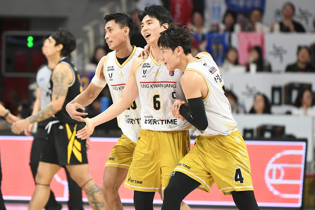 프로농구 정관장, 연장 접전 끝 삼성 격파…박지훈 19점 활약