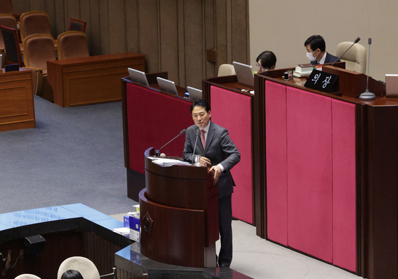 20시간째 필리버스터 이어가는 장동혁