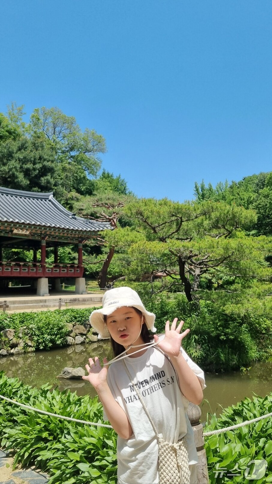 본문 이미지 - 승무원을 꿈꾸던 11살 여아가 뇌수막염으로 의식을 회복하지 못한 채 뇌사 장기기증으로 4명에게 새 삶을 선물하고 떠났다. 기증자 김하음(11) 양.(한국장기조직기증원 제공)