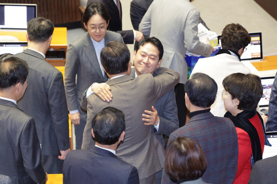 장동혁 "李대통령, 헌법수호 의지 있다면 내란재판부법 거부권 행사해야"