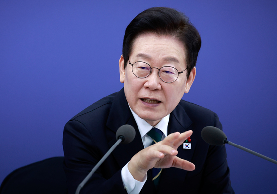 국무회의 발언하는 이재명 대통령