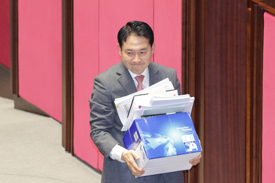 '24시간 필버' 기세 탄 장동혁…집 나간 '집토끼' 보수 재건 '화두'