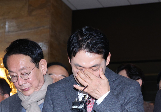 24시간 필리버스터로 지친 장동혁