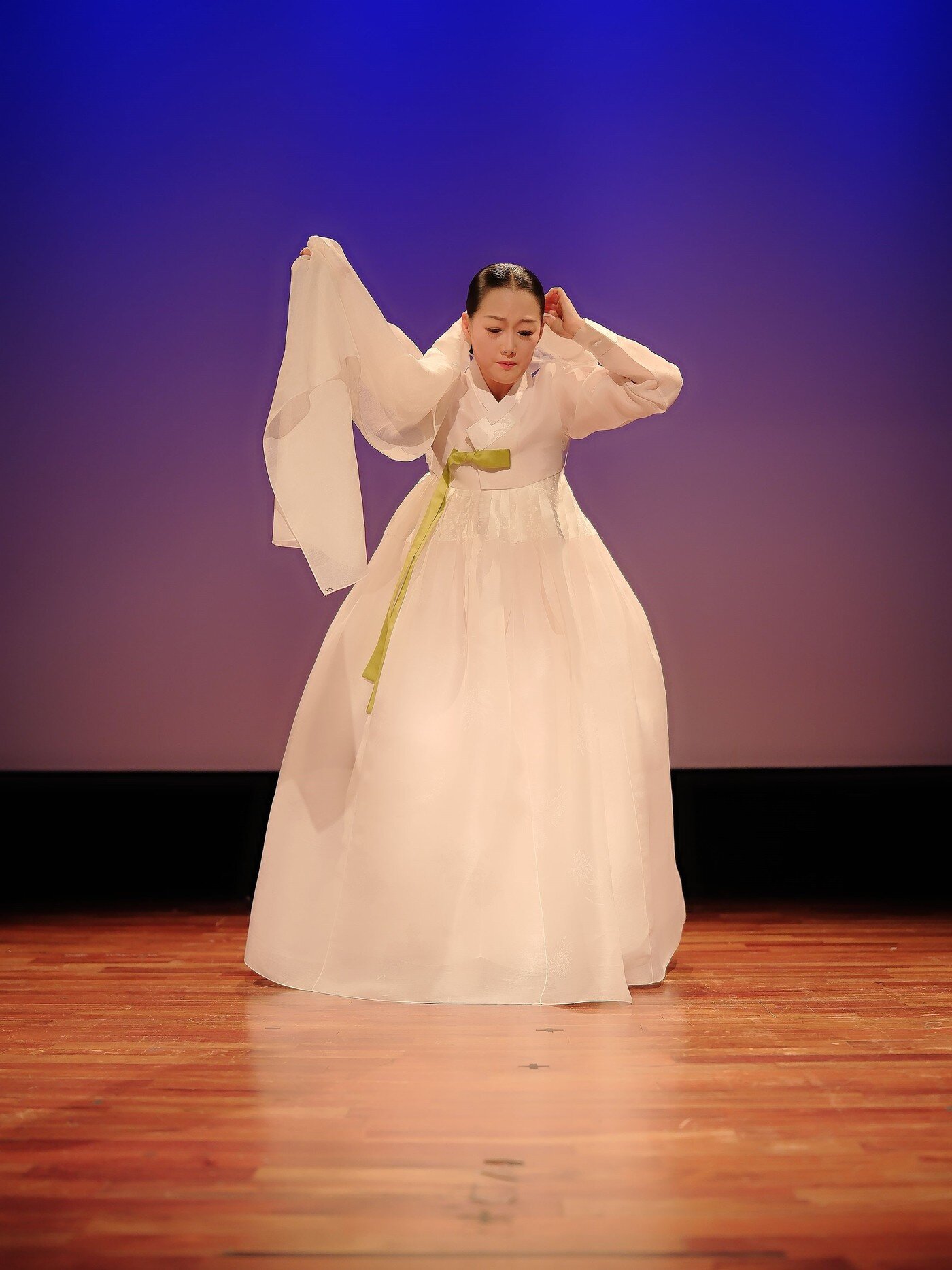 본문 이미지 - 살풀이춤 송효진 이수자(국가유산청 제공)