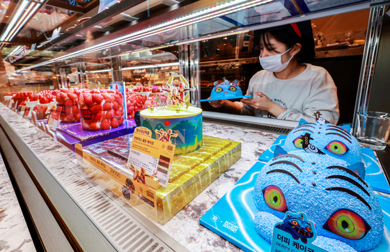 케이팝 케이크로 달콤한 '크리스마스 준비'