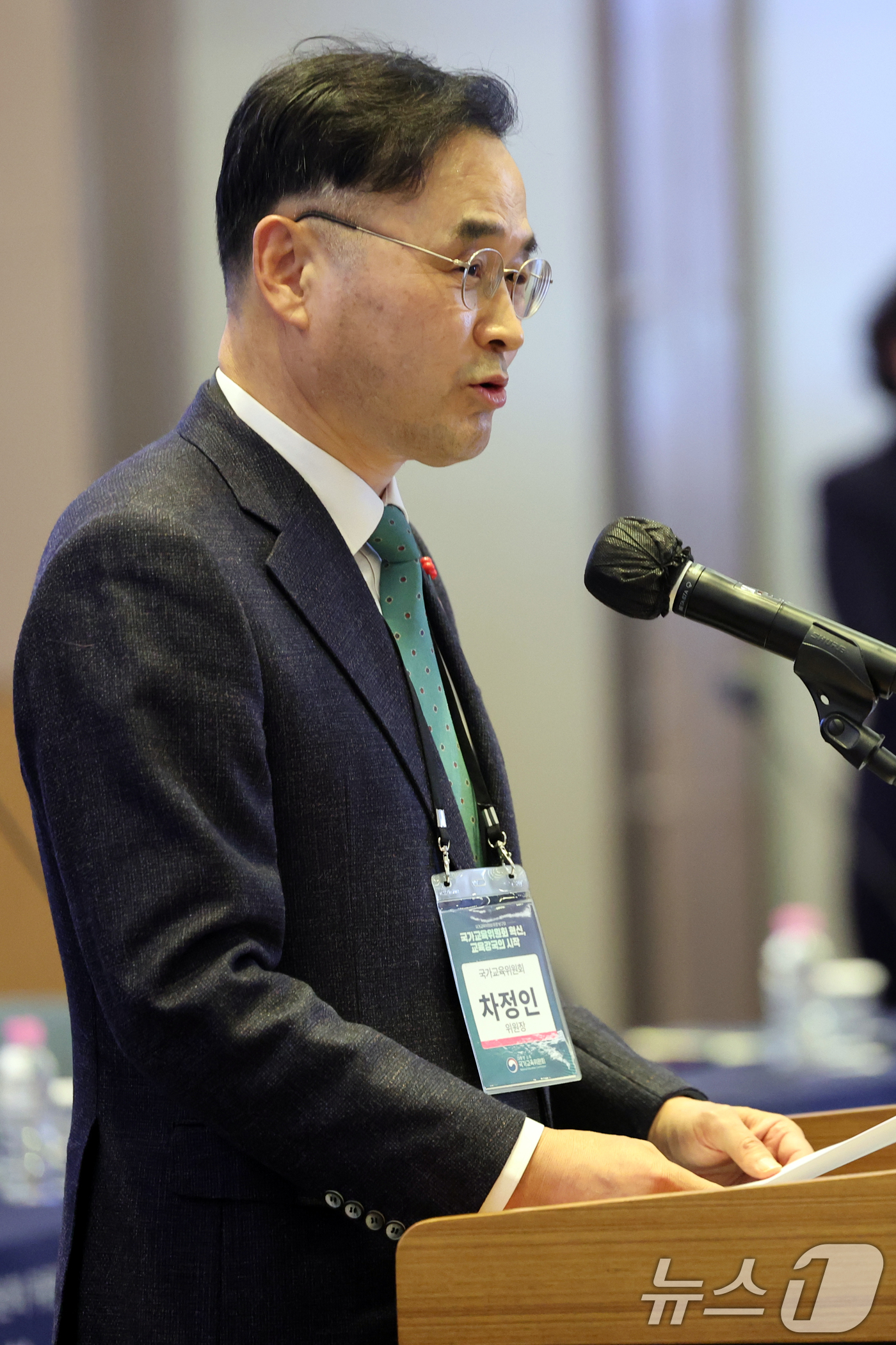 (서울=뉴스1) 황기선 기자 = 차정인 국가교육위원회 위원장이 23일 오후 서울 영등포구 여의도 FKI타워에서 열린 '취임 100일 기념 운영보고회'에서 기조발언을 하고 있다. …