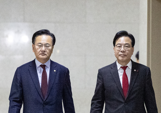 원내대표 회동 향하는 송언석·유상범