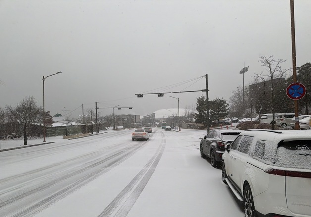 경기 가평 대설주의보 발효…퇴근길 교통정체 예상