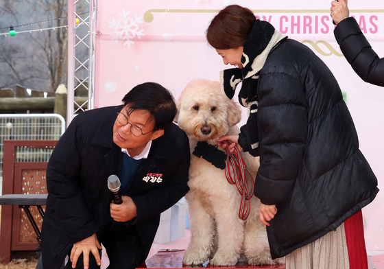 박강수 마포구청장, 반려동물 행사  소통