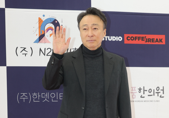 이성민, 부드러운 카리스마