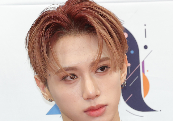 다크비 해리준, 시크한 눈빛