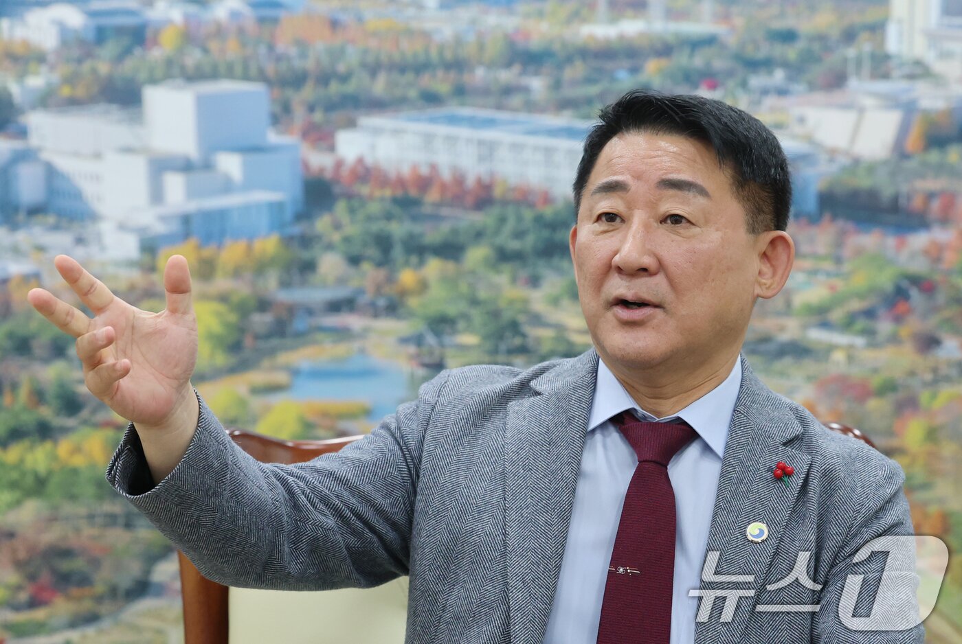 본문 이미지 - 서철모 서구청장이 뉴스1과 인터뷰를 하고 있다.ⓒ News1 김기태 기자