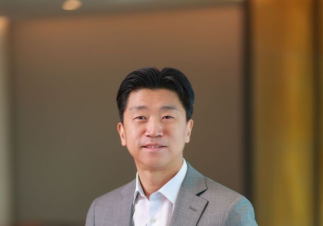 조윤동 워커힐 대외사업부장, 관광진흥유공 국무총리표창 수상