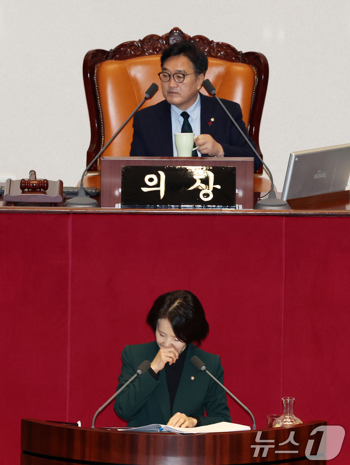 (서울=뉴스1) 이승배 기자 = 23일 오후 서울 여의도 국회에서 열린 제430회국회(임시회) 제2차 본회의에서 최수진 국민의힘 의원이 정보통신망 이용촉진 및 정보보호 등에 관한 …