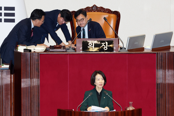 주호영, 필버 사회 거부…우의장, 정회없이 본회의 진행키로
