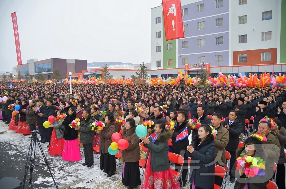 (평양 노동신문=뉴스1) = 북한 노동당 기관지 노동신문은 지난 23일 길주군 지방공업공장 준공식 진행됐다고 24일 보도했다. [국내에서만 사용가능. 재배포 금지. DB 금지. F …