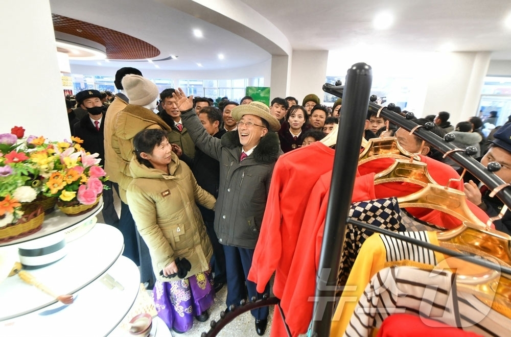 (평양 노동신문=뉴스1) = 북한 노동당 기관지 노동신문은 지난 23일 길주군 지방공업공장 준공식 진행됐다고 24일 보도했다. [국내에서만 사용가능. 재배포 금지. DB 금지. F …