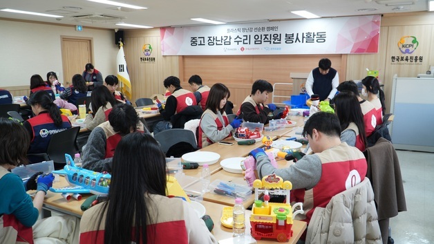 "취약계층 돕는다" 롯데글로벌로지스, 중고 장난감 선순환 캠페인