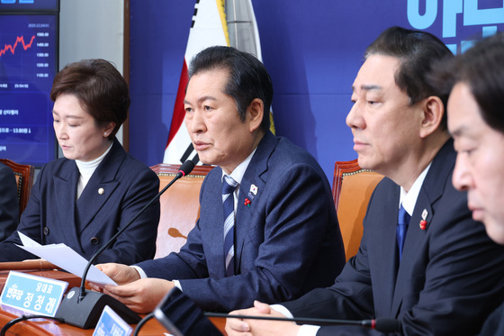 모두발언하는 정청래 대표