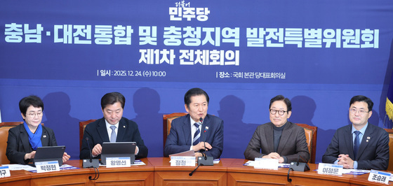 특위 발언하는 정청래 대표