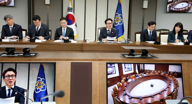 국가정책조정회의 주재하는 김민석 국무총리