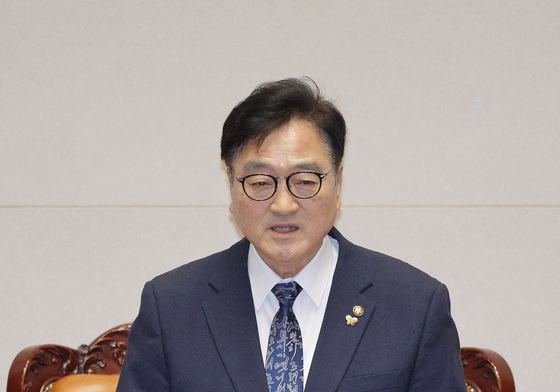우의장 "지속 불가능한 무제한토론은 없어져야…개선방안 내라"