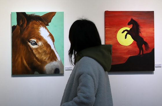 "새해 첫날에도 일해요"…1월 1일에도 멈추지 않는 사람들