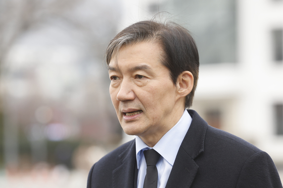 광주참사 분향소 찾은 조국 대표