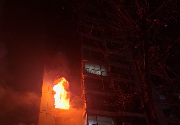 송파 올림픽선수촌 아파트 화재…2명 중상·5천만원 이상 재산피해(종합2보)