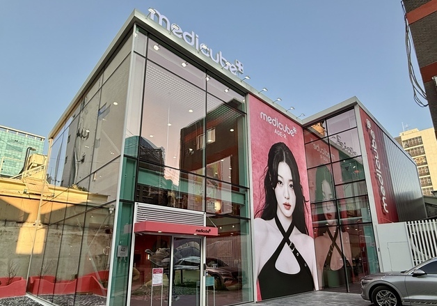 에이피알은 성수·달바는 목동…새 매장 입지에 담긴 다른 전략