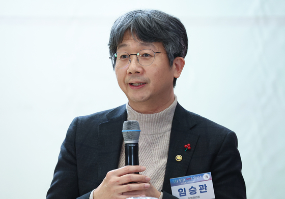 답변하는 임승관 질병관리청장