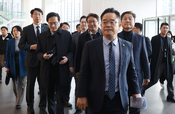 與 민병덕 '탈쿠팡법' 발의…"개인정보 유출시 즉시탈퇴·삭제요구"