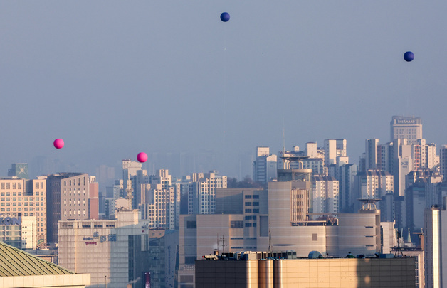 세운4지구 고도측정 위해 서울 도심에 뜬 풍선