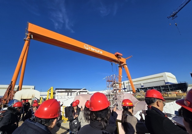 트럼프가 콕 집은 '한화'…美 핵추진잠수함, 필리에서 만든다