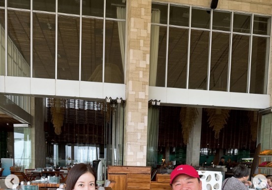 윤정수♥원진서, 로맨틱 발리 신혼여행…얼굴 가득 미소 [N샷]