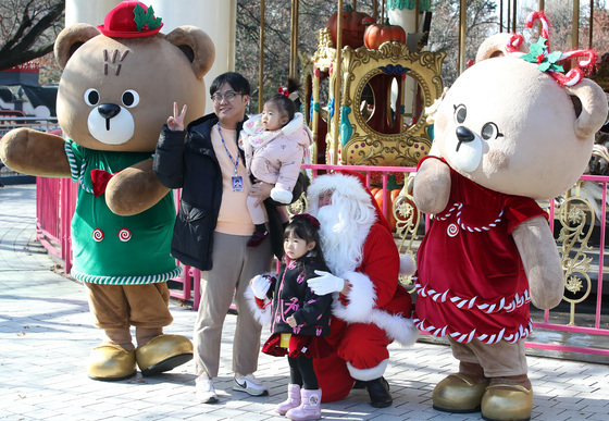 가족과 함께 행복한 크리스마스