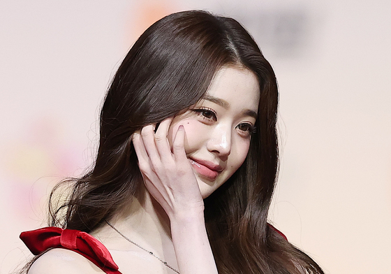 아이브 장원영, 독보적 아름다움