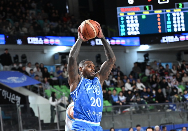 '최하위' 가스공사, 성탄 매치서 KT 제압…소노·DB도 승리(종합)