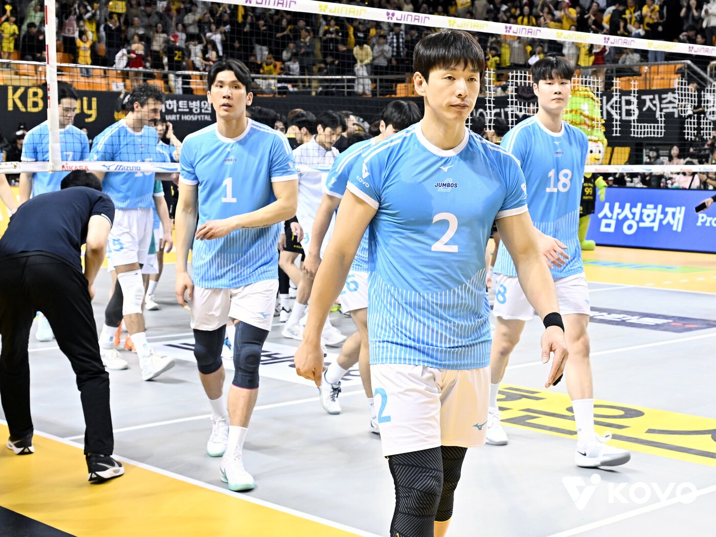 본문 이미지 - 정지석 부상 공백을 메우지 못하고 패배한 대한항공. (KOVO 제공)