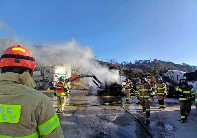 정읍서 굴착기 용접 작업하다 화재…4500만원 재산피해