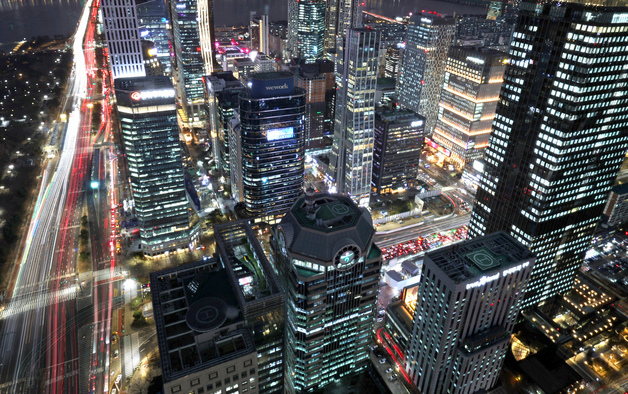 '시총 1조클럽' 중동發 충격 넘기고 회복세…호르무즈 재봉쇄는 변수