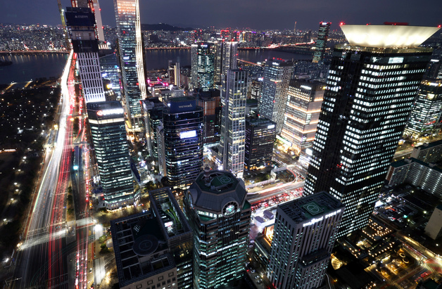 "오천피 눈앞" 급등장에 증권사 '1조 클럽' 쏟아진다…주가도 '잭팟'