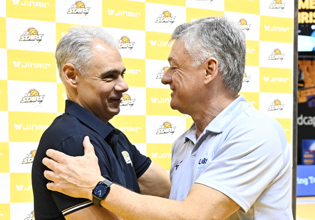 페어플레이에 페어플레이로 화답…헤난 감독, 서브 포기 지시한 이유